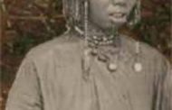 Kimpa Vita, la prophétesse des Kongo son influence dans l'histoire du peuple Noir/Africain et dans les religions Afro-américaines : nous sommes en 1704, au Royaume Kongo, alors occupé par les Portugais « Kimpa Vita (Kimpa Vita ou Kimpa Mvita), et Ndona Béatrice de son nom Occidental; elle avait 20 ans et elle était originaire du mont Kibangu, une région où coulent 5 rivières »