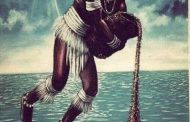 La légende de la création d’Oludumare: Olodumare (le Créateur) est appelé Obatala (chef du drap blanc) à Ikole Orun (royaume des ancêtres) le jour où il a voulu créer une terre sèche sur les eaux d'Ikole Aye (Terre)