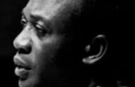 Devoir de mémoire : Kwame Nkrumah, et ses citations les plus célèbres; (Kwame Nkrumah, est né le 21 septembre 1909, et mort le 27 avril 1972), il reste et restera l'un des personnages les plus essentiels et des figures emblématiques du panafricanisme, qui a consacré toute sa vie à la lutte pour arracher l’indépendance du Ghana et de tous les pays Noirs/Africains; « Pour lui, l’indépendance du Ghana n’avait de sens que si tous les pays Noirs/Africains étaient indépendants »